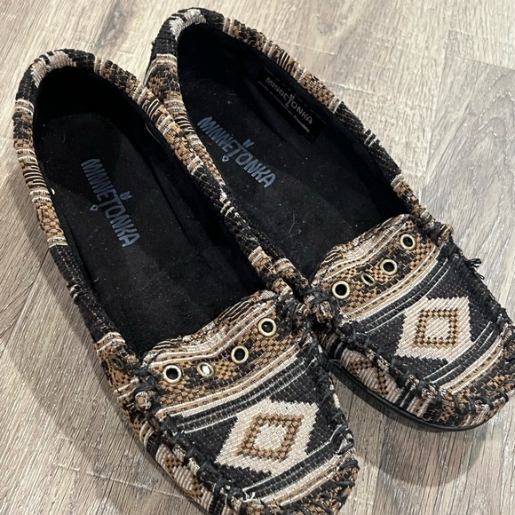 Minnetonka Size 6.5 Women’s Aztec Woven Dominican Republic Slippers Loafers - Picture 4 of 12